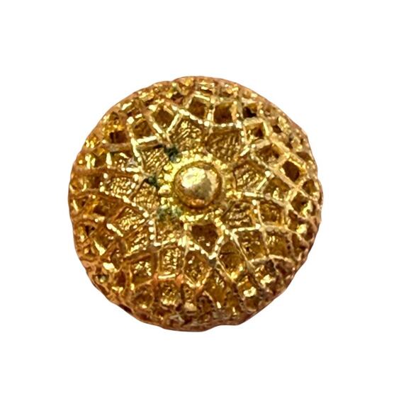 Vintage Monet Gold Tone Filagree Ball Stud Clip On Earrings - Picture 5 of 7